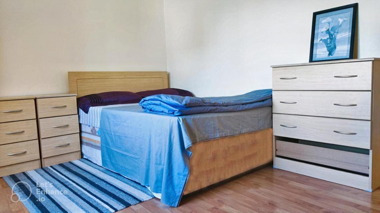 Budget-Friendly Self-Serve Lodging Голуэй Экстерьер фото